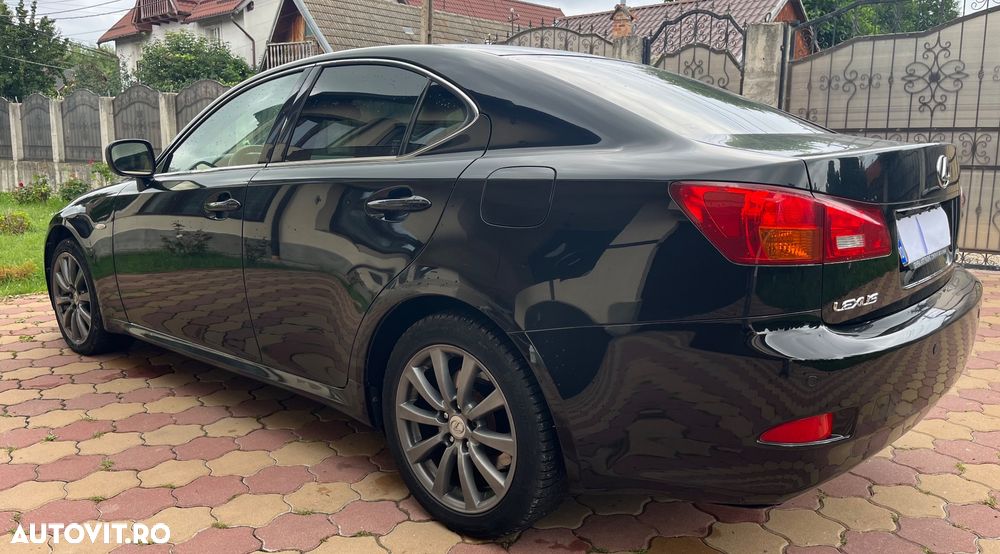 Lexus Seria IS 220d Luxury Line - 12
