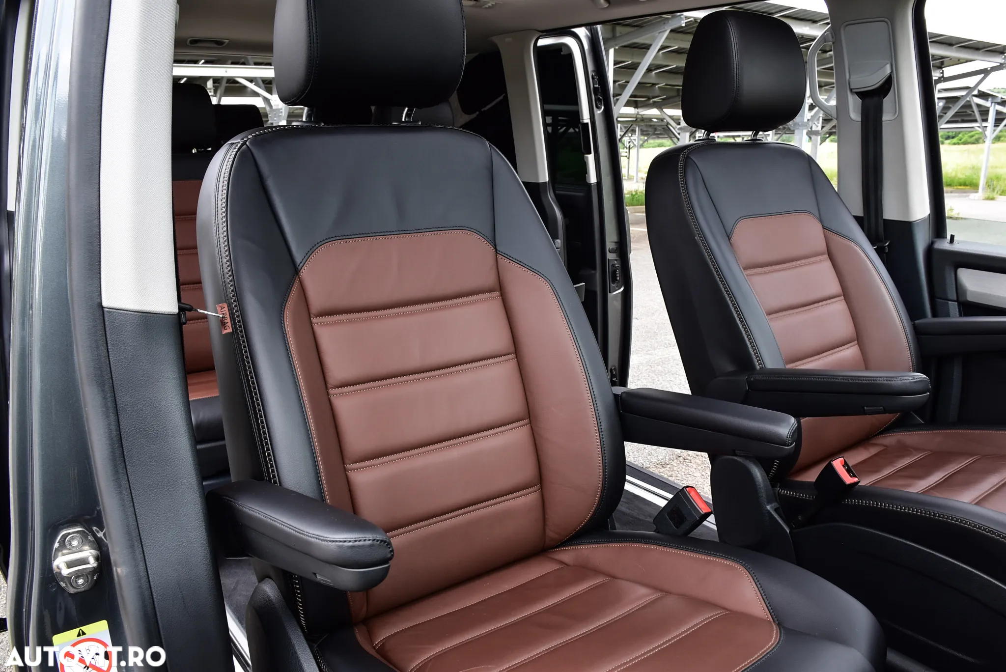 Volkswagen Multivan - 18