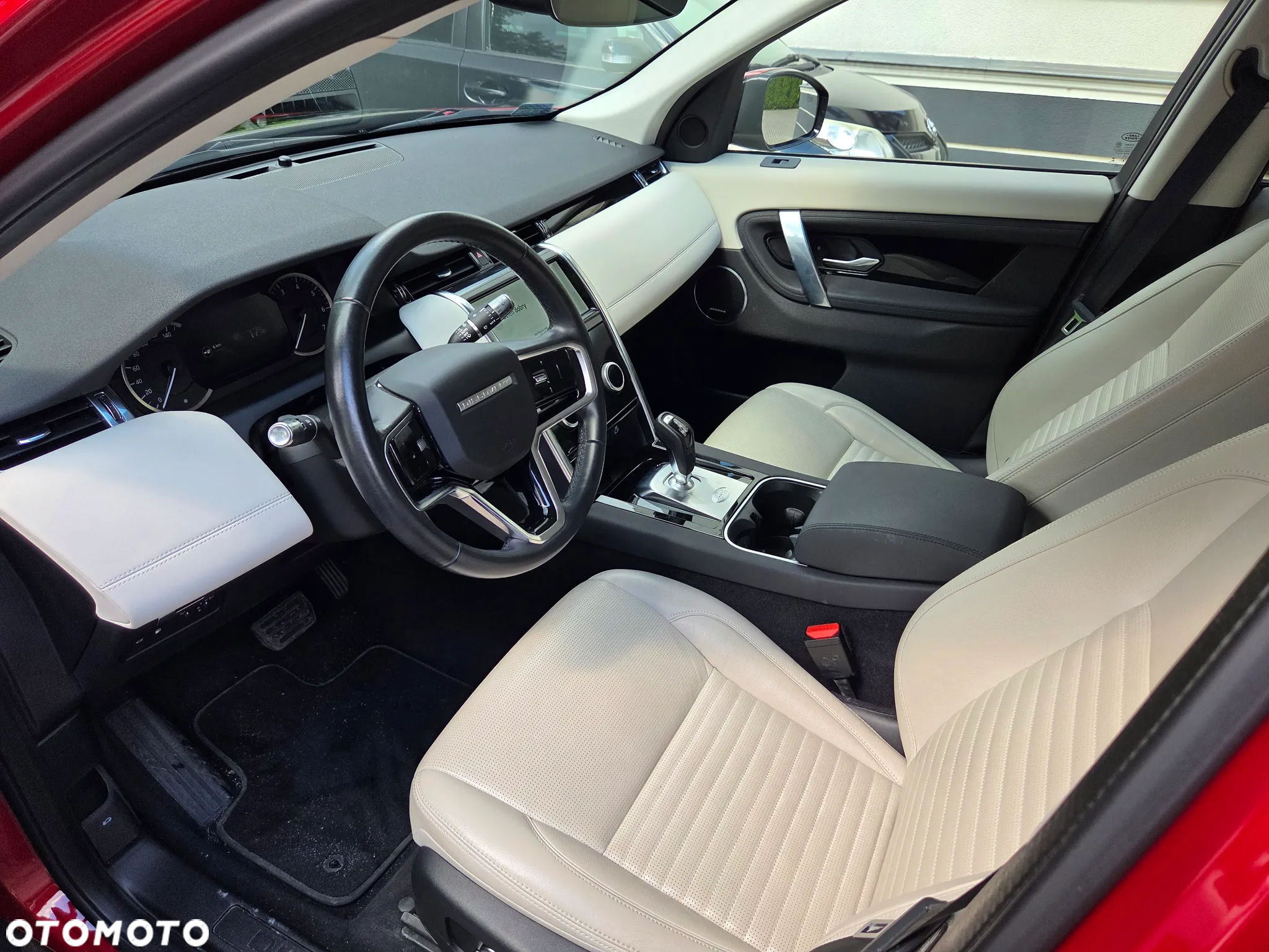 Land Rover Discovery Sport - 5