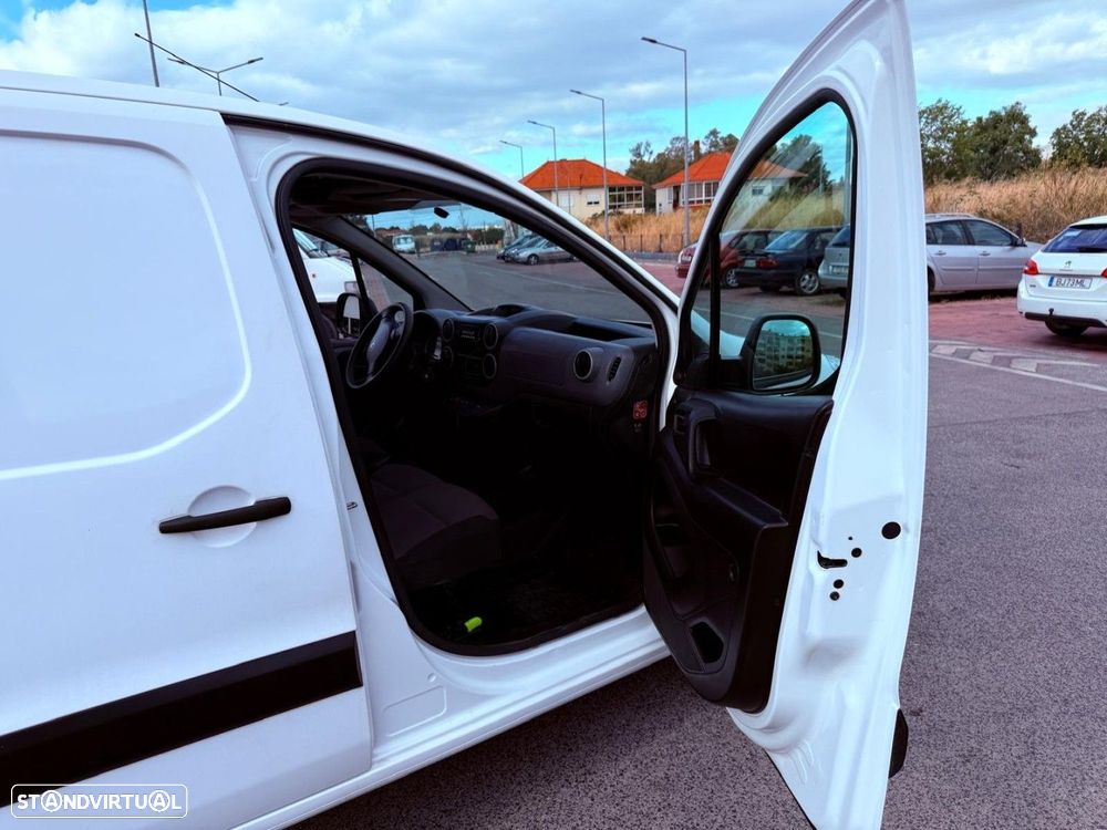 Peugeot Partner Eléctrica L1 Pro 3L - 9