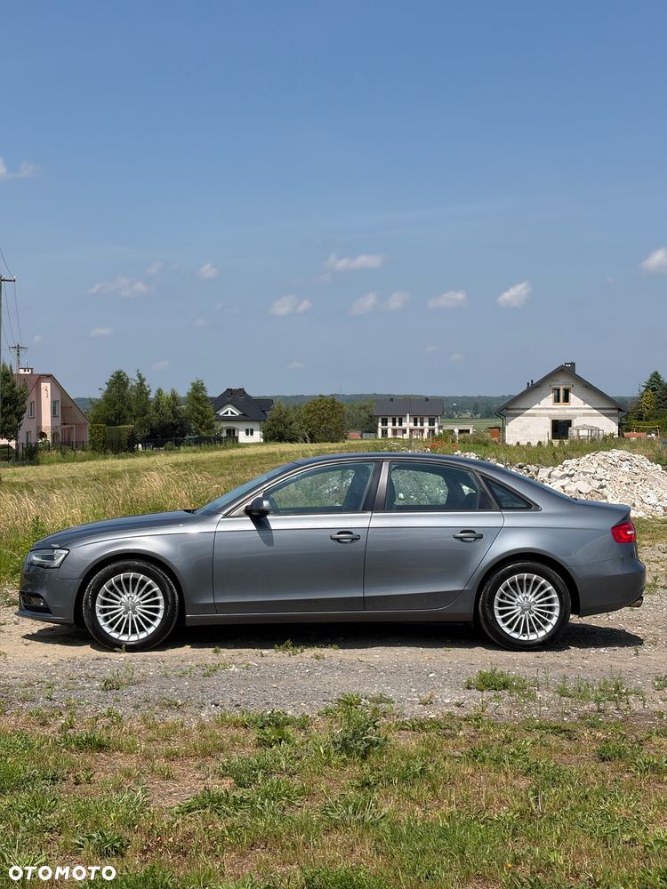 Audi A4 Limousine 2.0 TDI DPF multitronic Ambition - 6
