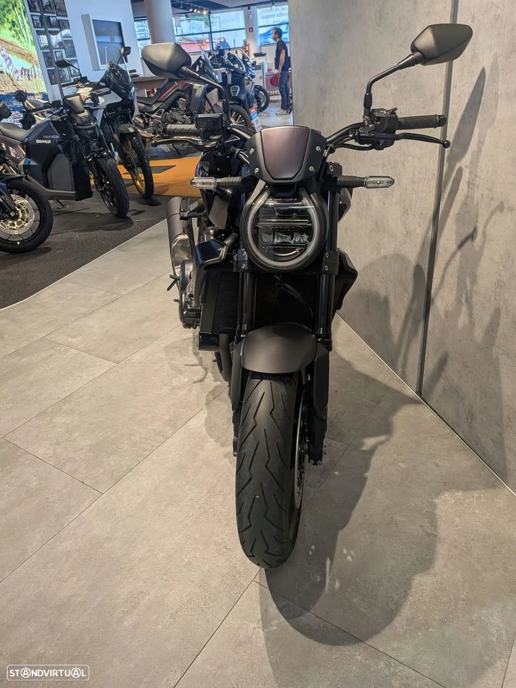 Honda CB CB1000R - 2