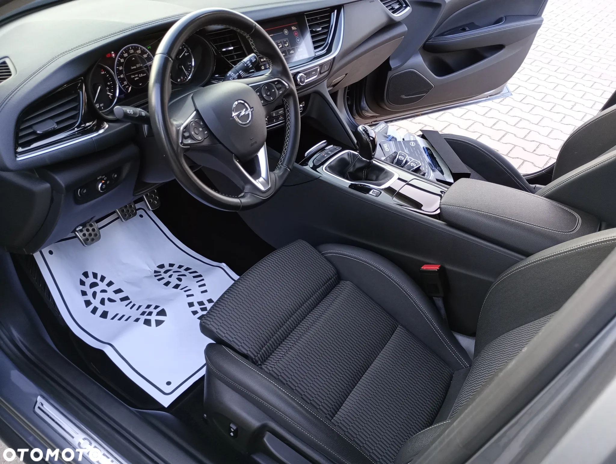 Opel Insignia 2.0 CDTI Innovation S&S - 17