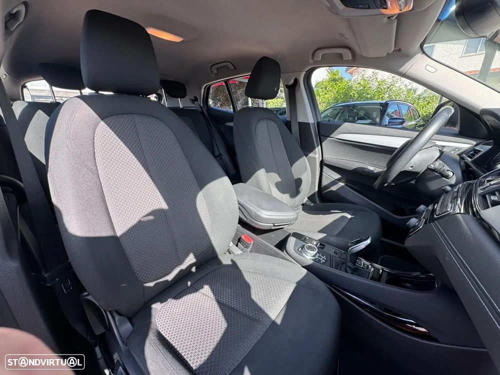 BMW X2 18 d sDrive Auto - 24