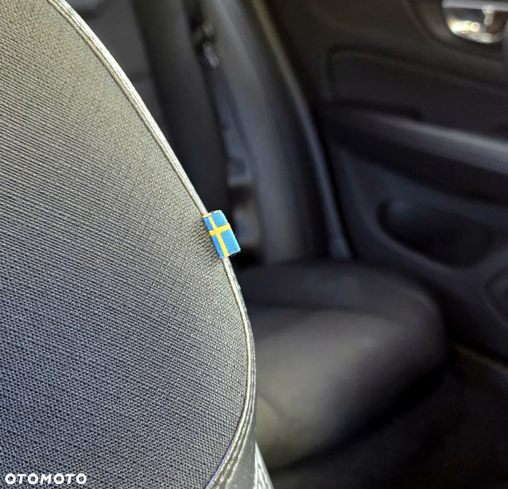 Volvo V60 D3 Geartronic Momentum Pro - 25