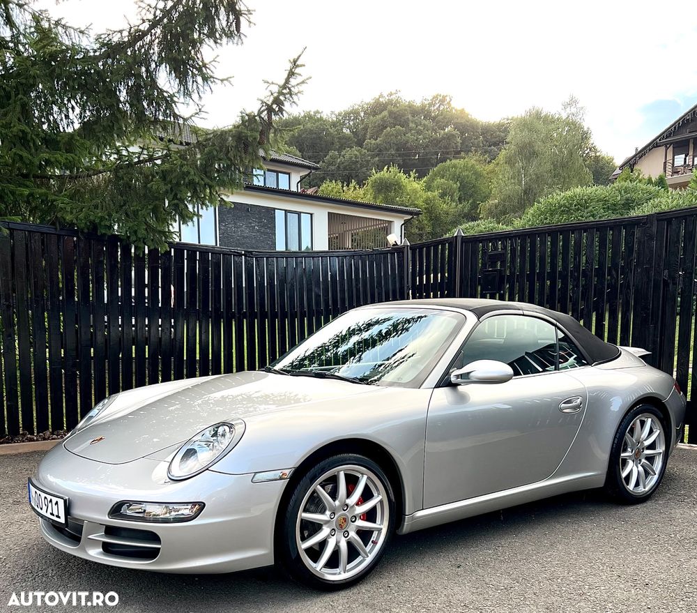 Porsche 911 Carrera - 16