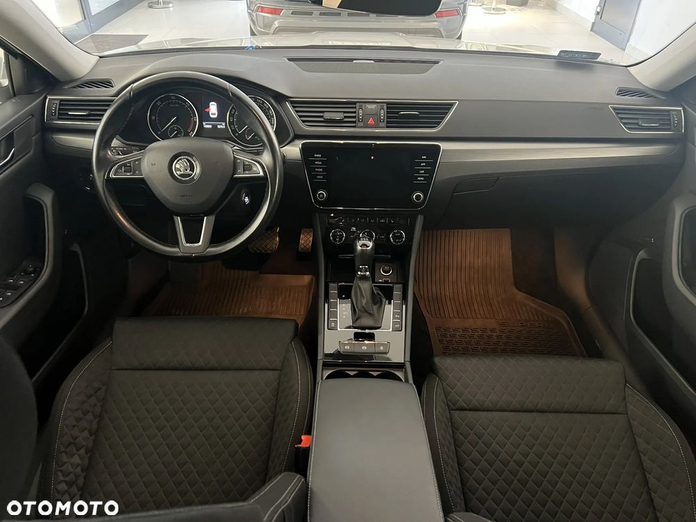 Skoda Superb 2.0 TDI Style DSG7 - 12