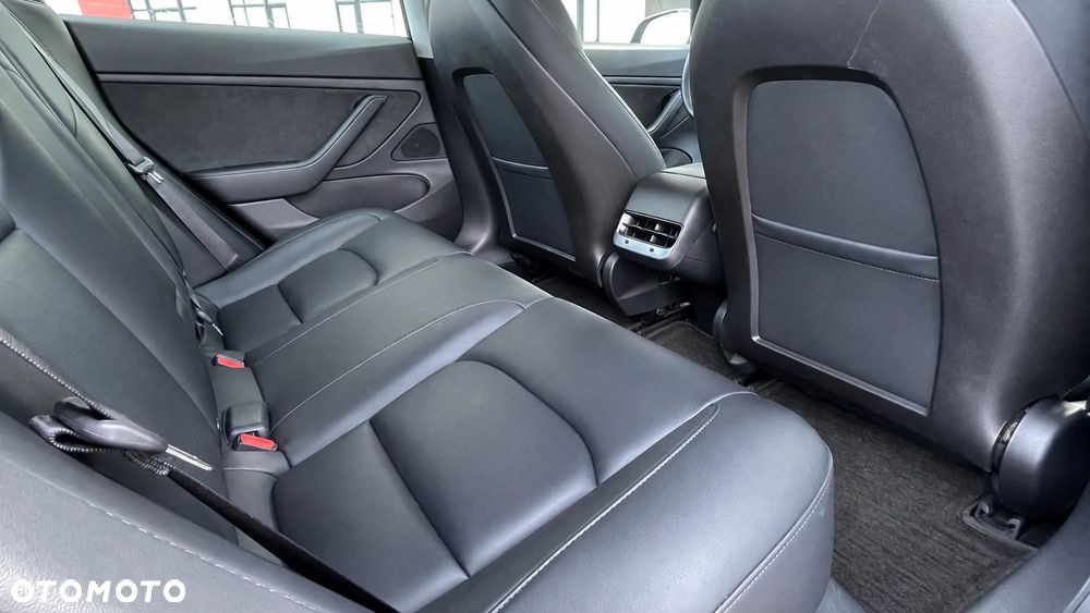 Tesla Model 3 Allradantrieb Dual Motor Performance - 10