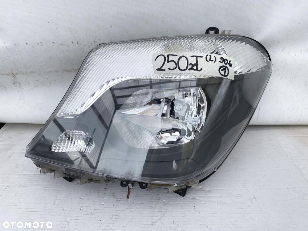 SPRINTER 906 LIFT 13- LAMPA REFLEKTOR PRZEDNI LEWY PRZÓD ORYG. A9068205600 - 1