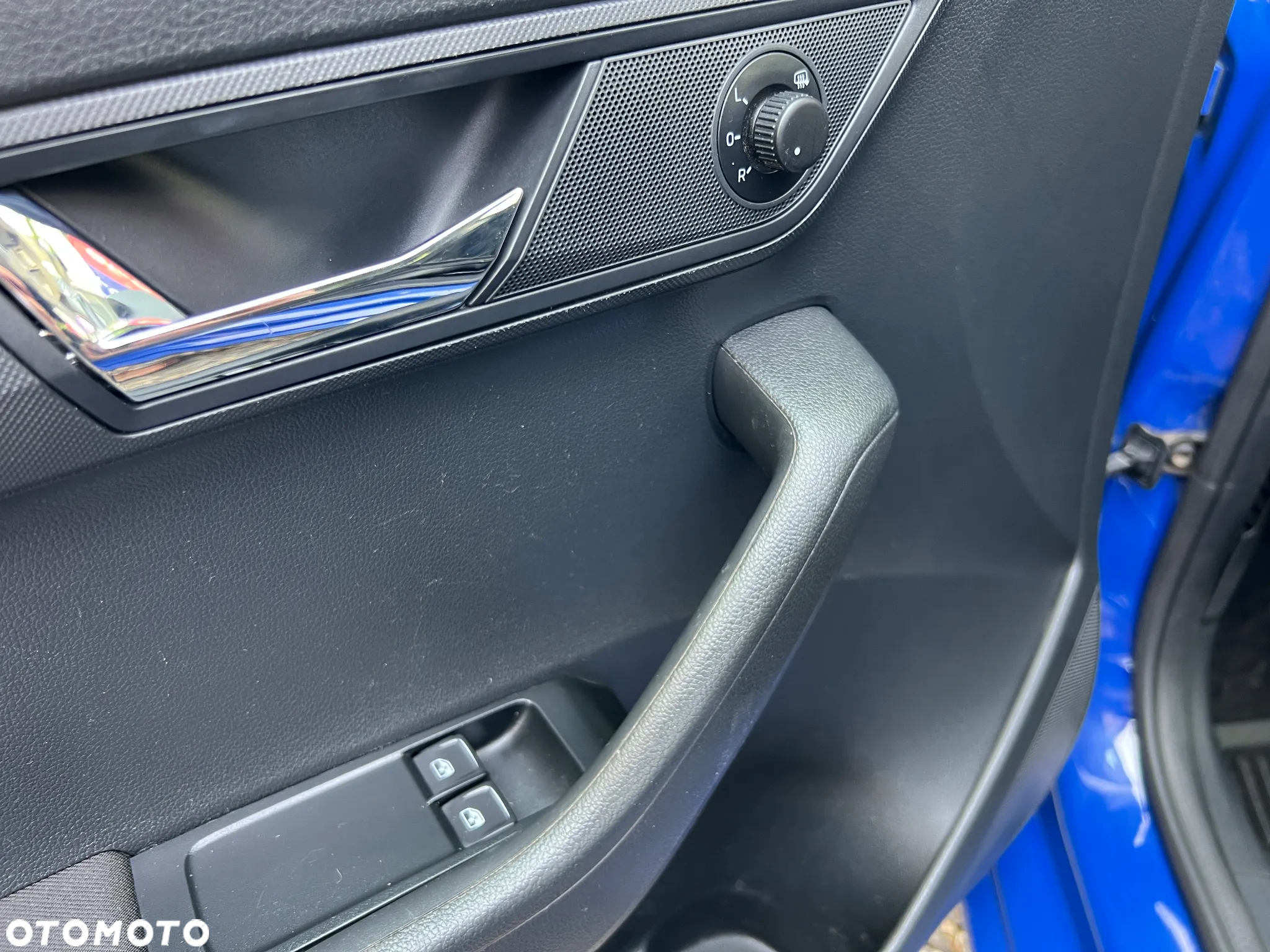Skoda Fabia 1.0 TSI Style Color DSG - 29
