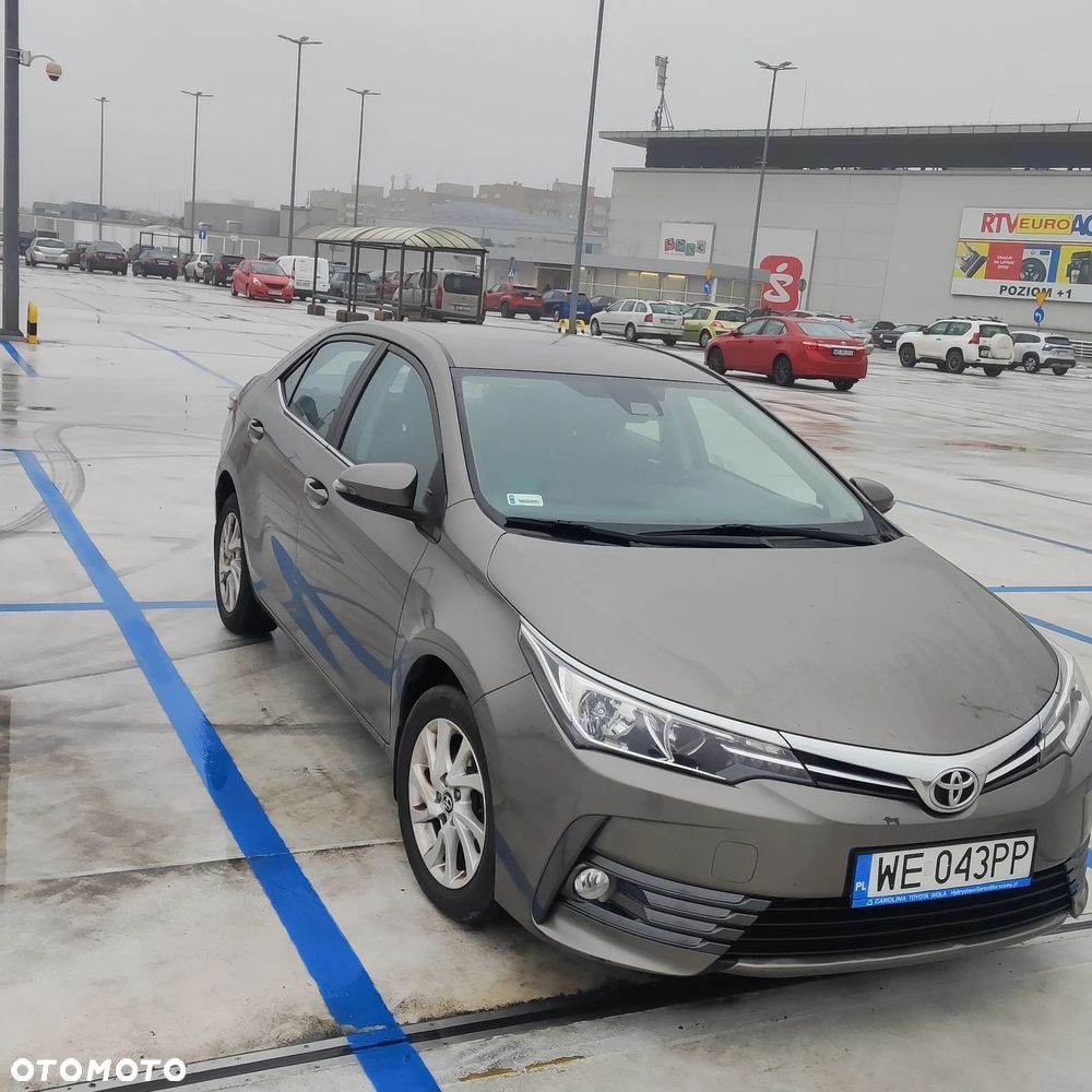 Toyota Corolla 1.6 Comfort - 14