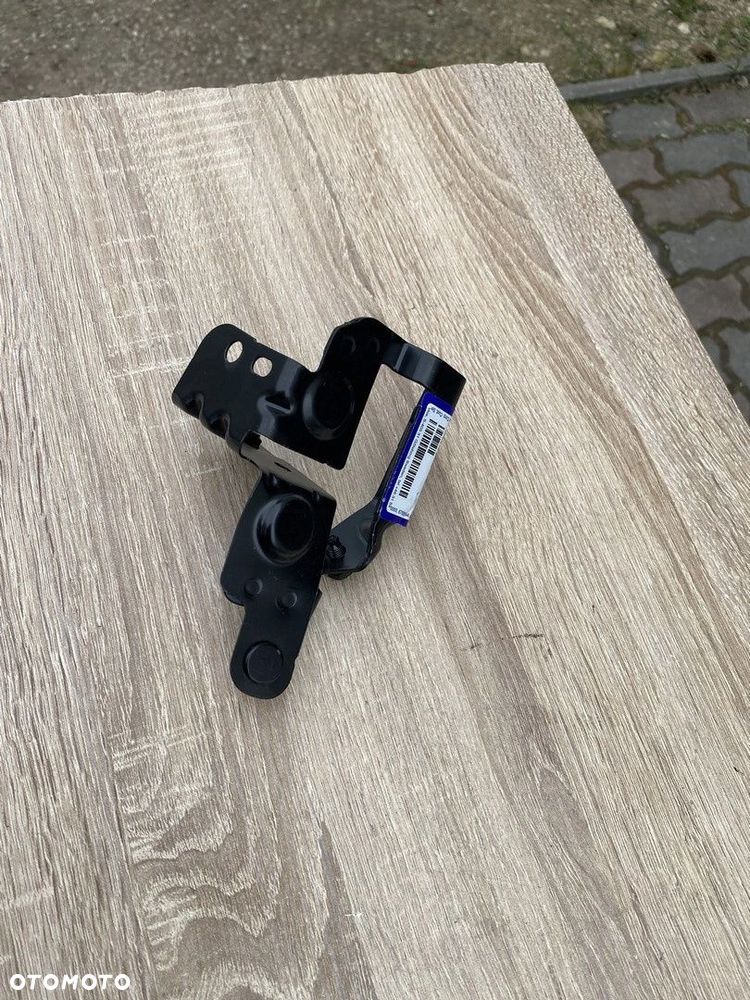 UCHWYT WSPORNIK BŁOTNIKA PRZÓD PRAWY VOLVO XC40 II 31675830 NOWY ORYG - 3
