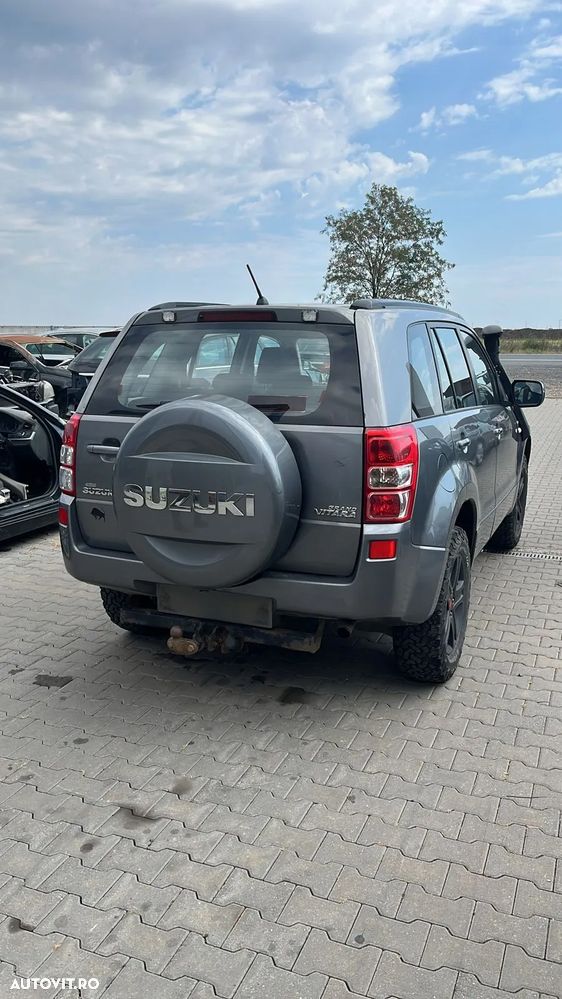 Dezmembram Suzuki Grand Vitara 1.9DCI an fabricatie 2009 - 4
