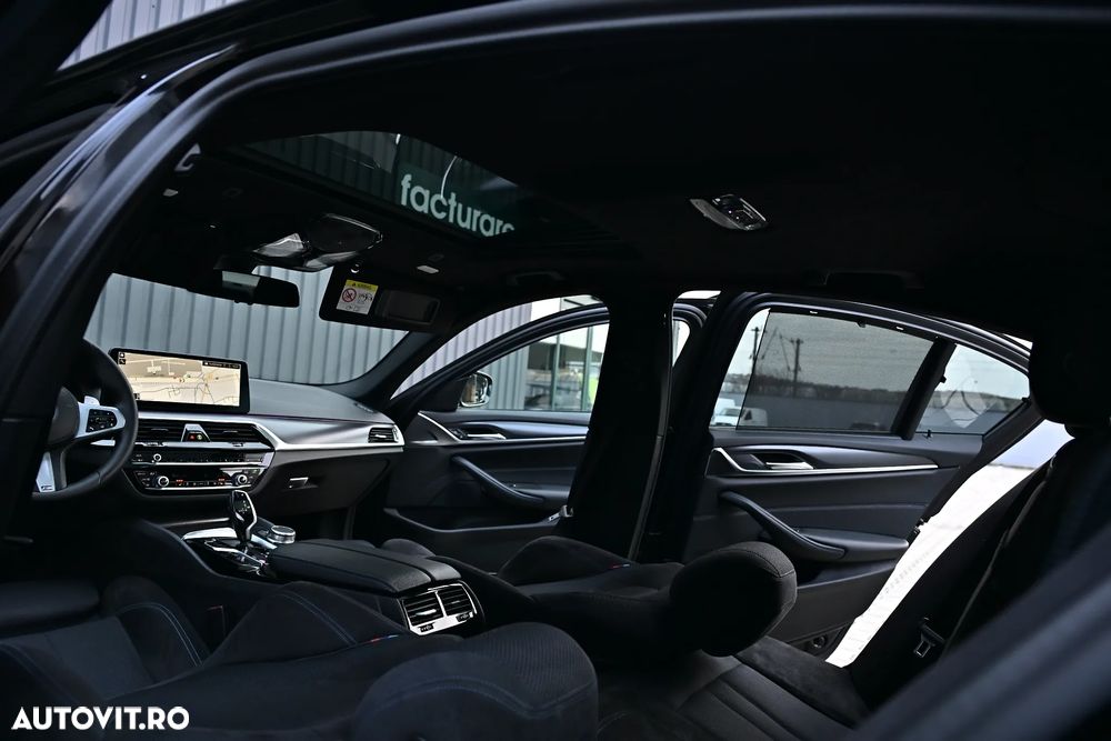 BMW Seria 5 520d AT MHEV - 30