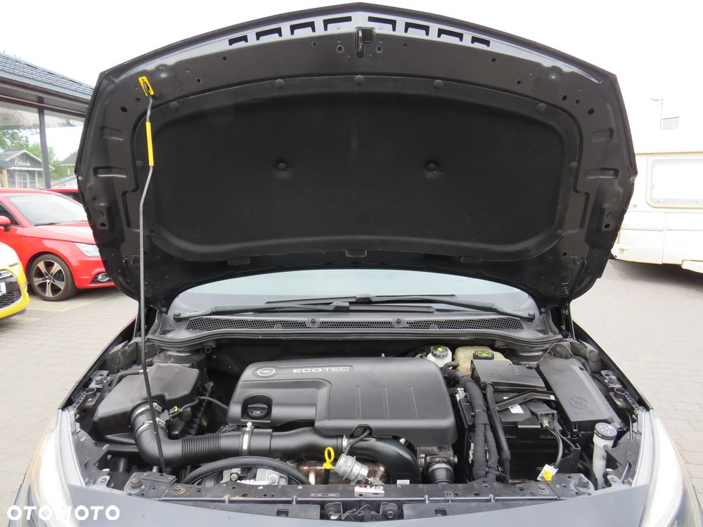 Opel Astra 1.7 CDTI DPF ecoFLEX TourerStart/Stop 105g Sport - 37