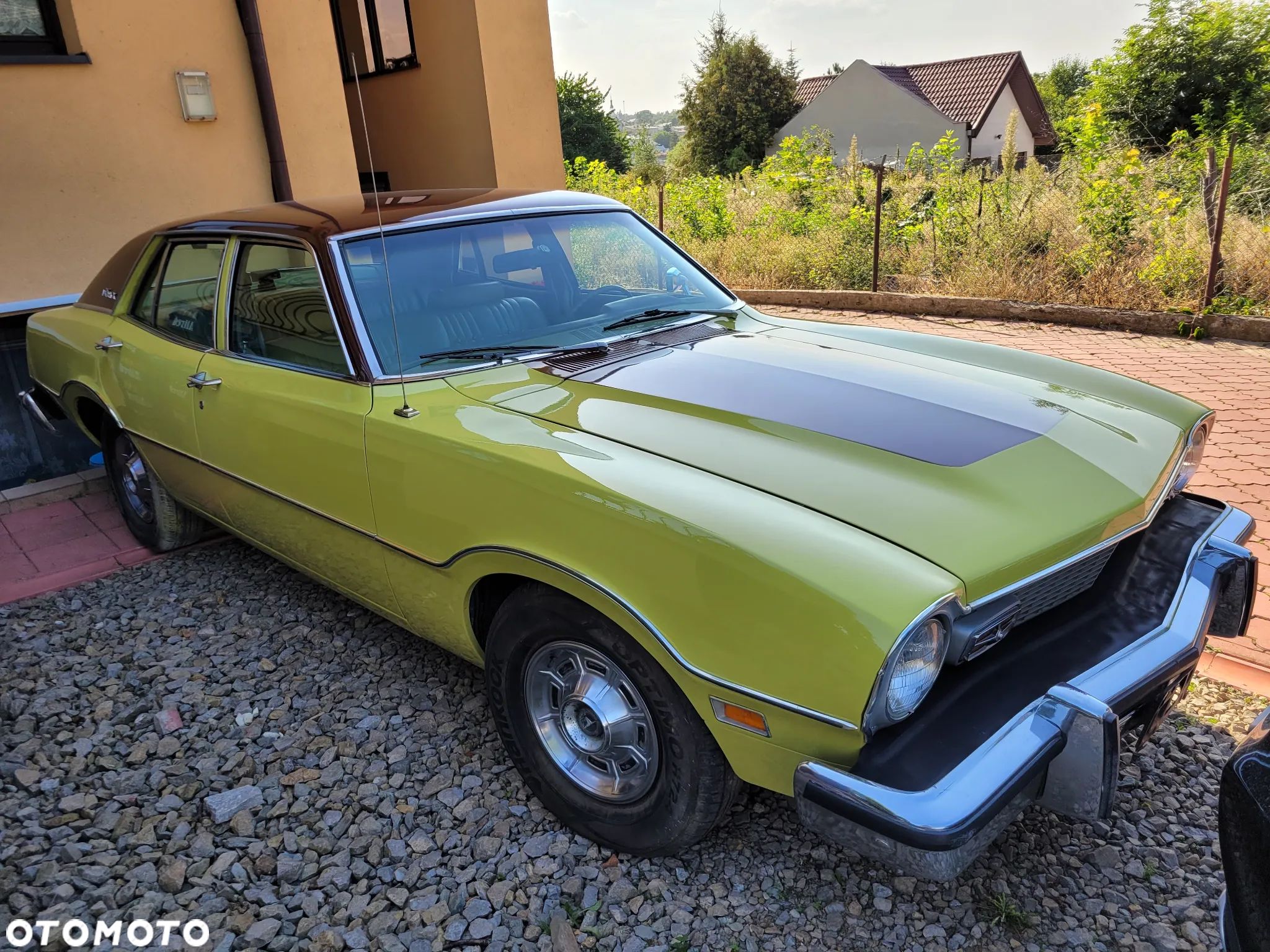 Ford Maverick - 1