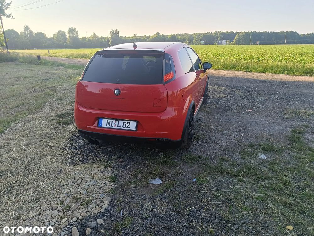 Abarth Grande Punto - 4