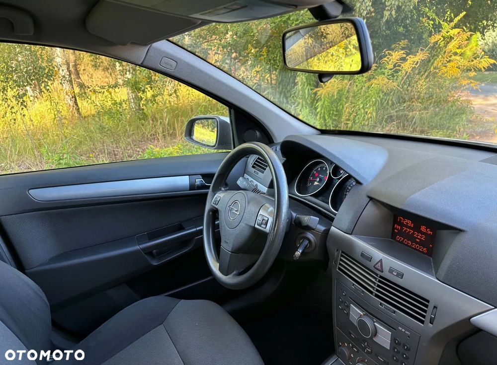 Opel Astra 1.6 Catch me now - 31