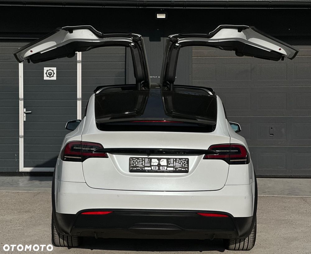 Tesla Model X Performance - 9