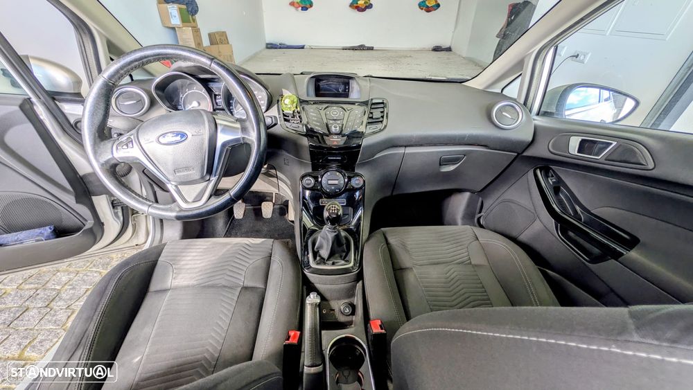 Ford Fiesta 1.0 Ti-VCT Titanium - 8
