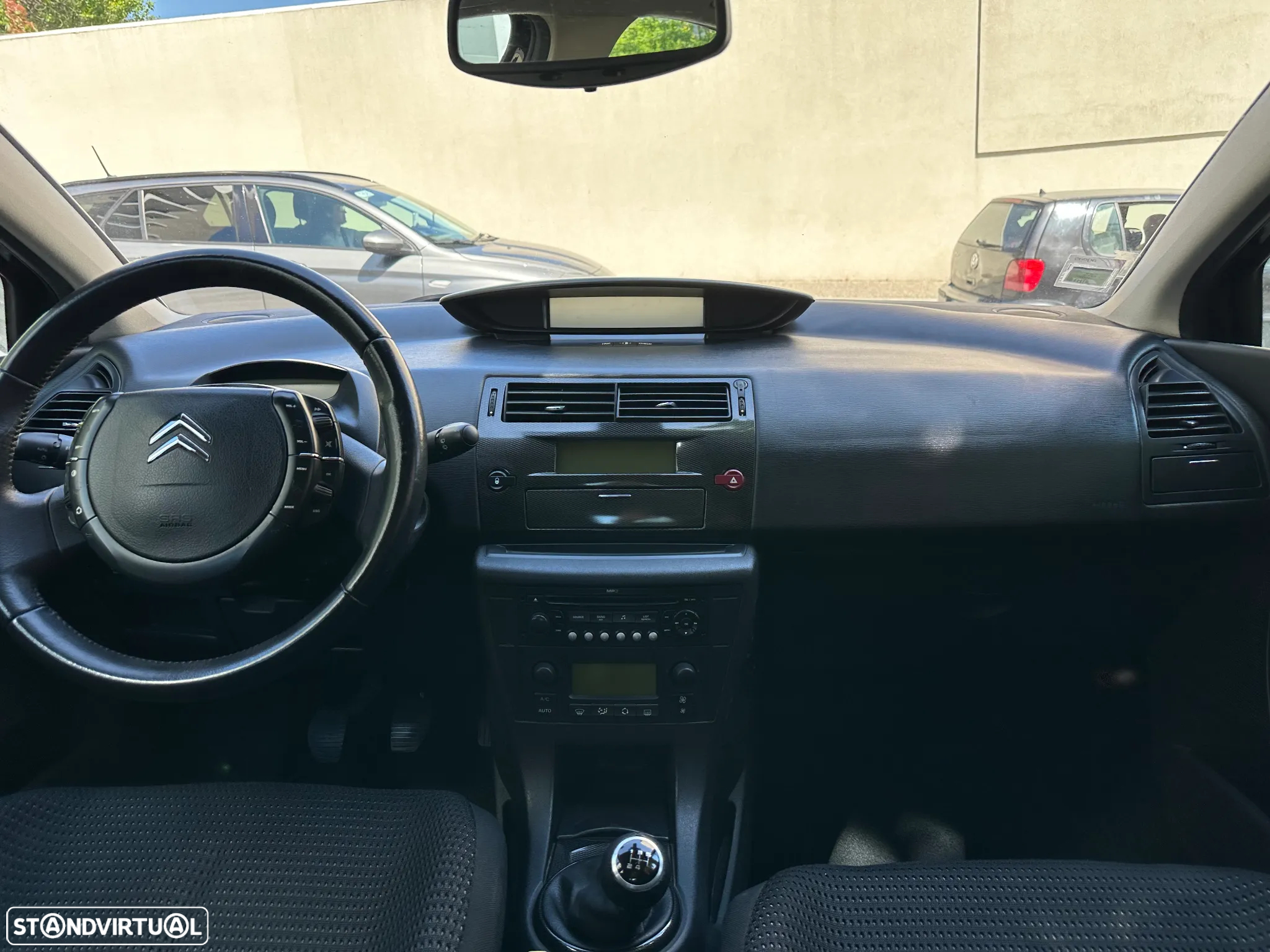 Citroën C4 1.6 HDi VTR Pack Airdream - 26