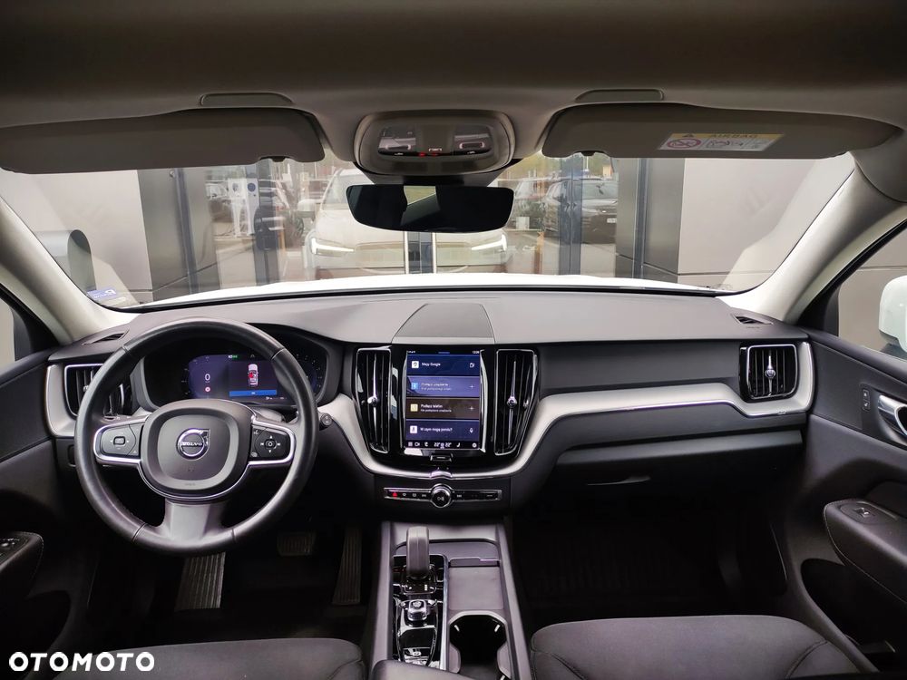 Volvo XC 60 T4 Momentum - 15