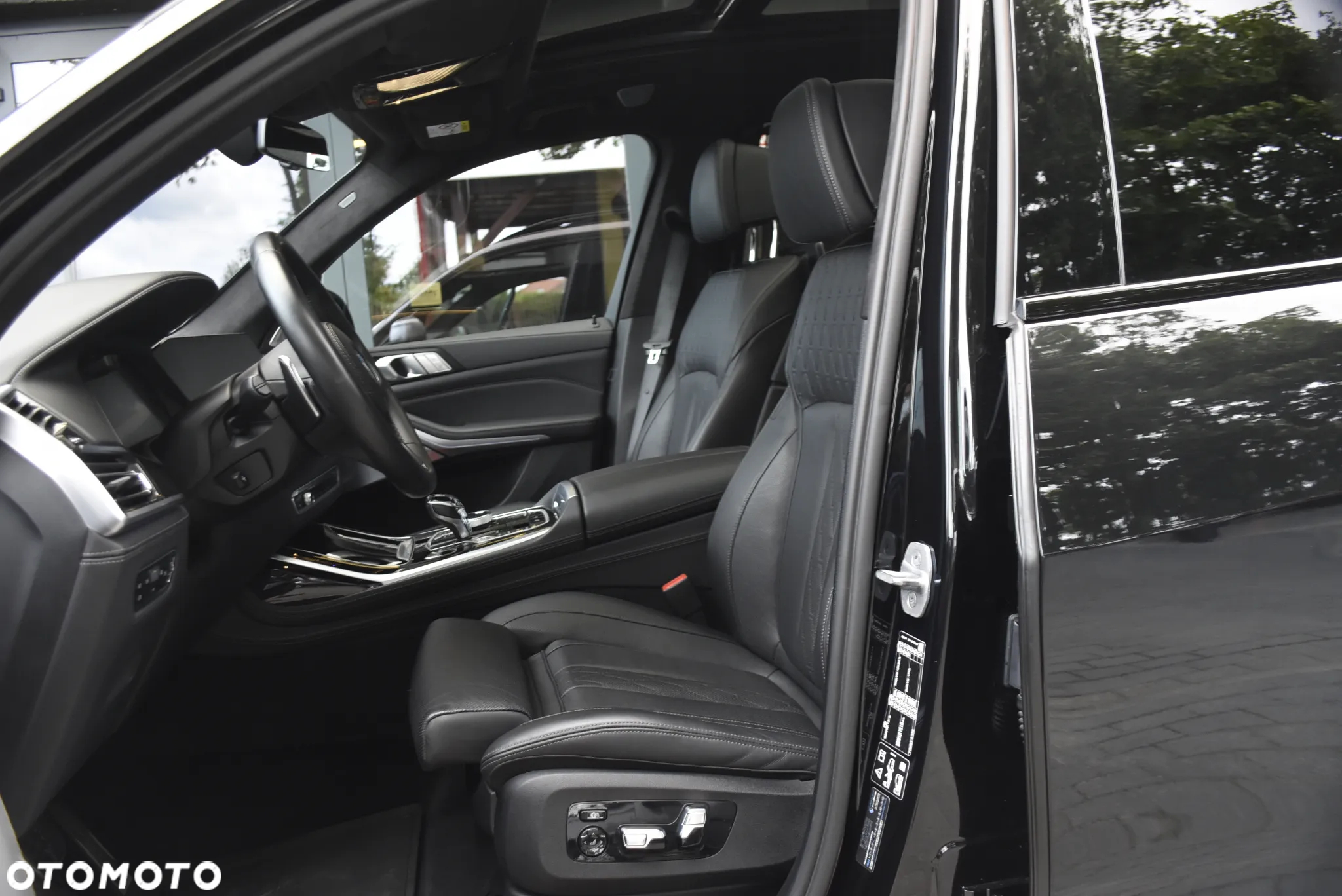 BMW X7 M50i sport - 8