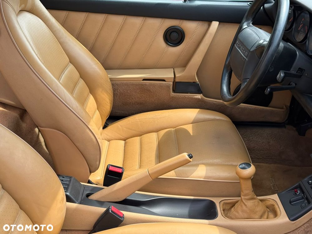 Porsche 911 - 23
