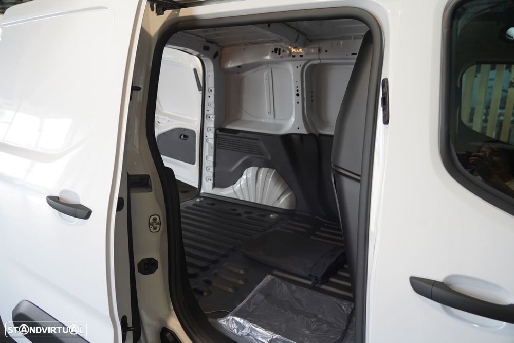 Peugeot e-Partner 50 kWh M Standard - 34