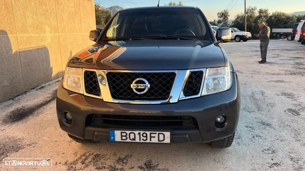 Nissan Navara 2.5 dCi CD Pilot Hi-Tech - 5