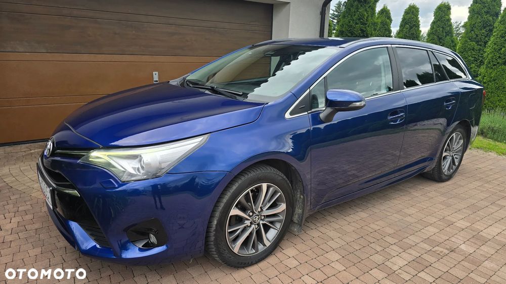 Toyota Avensis - 4