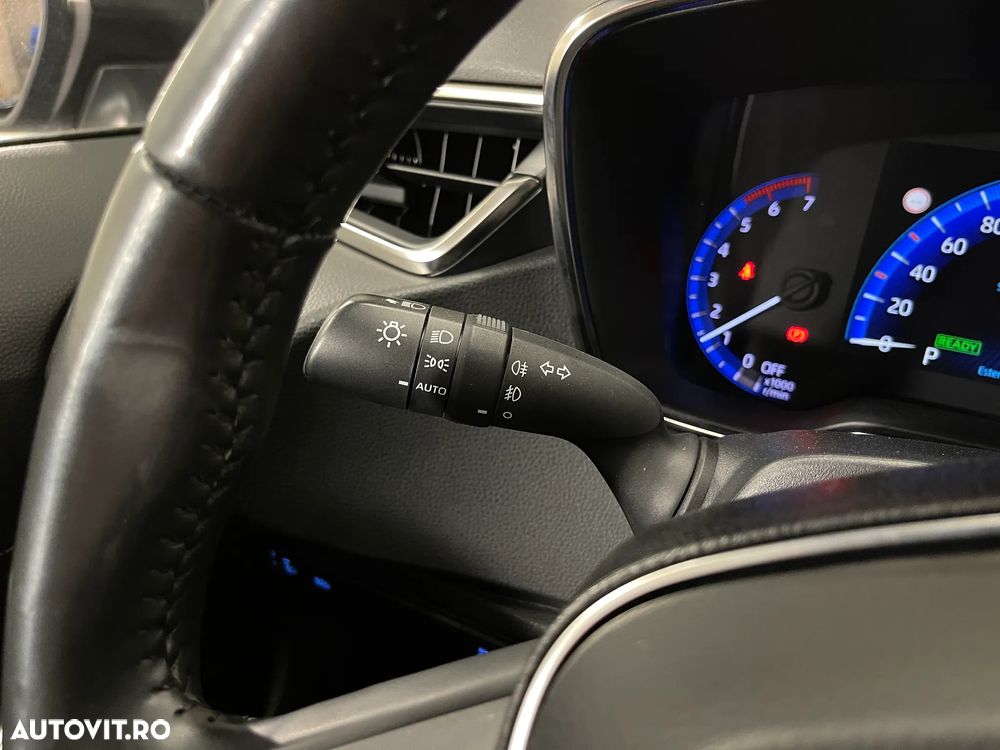 Toyota Corolla 1.8 HSD Dynamic - 22