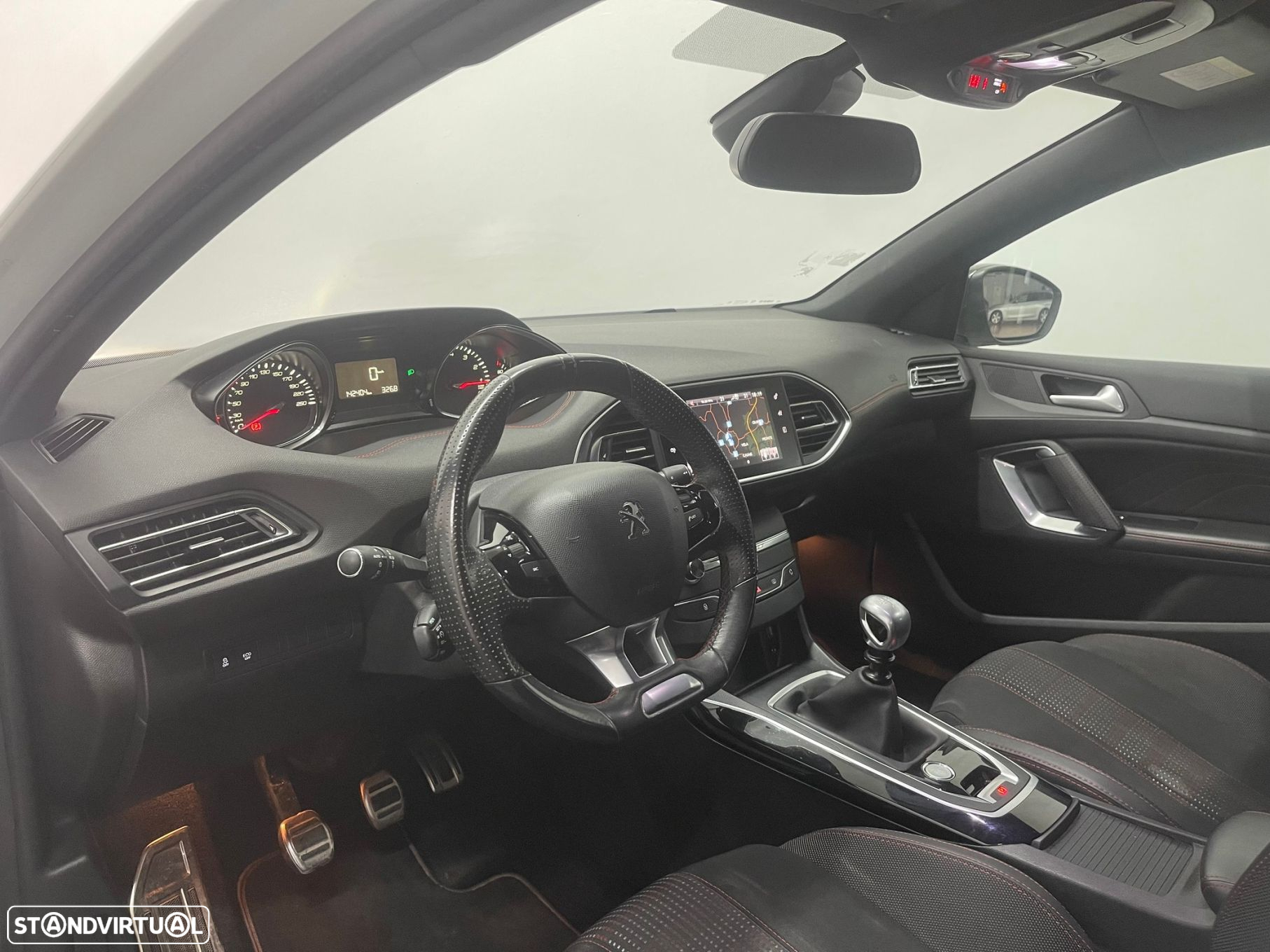 Peugeot 308 1.2 PureTech GT Line - 4
