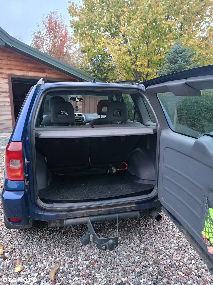 Toyota RAV4 D-4D 4x4 - 6