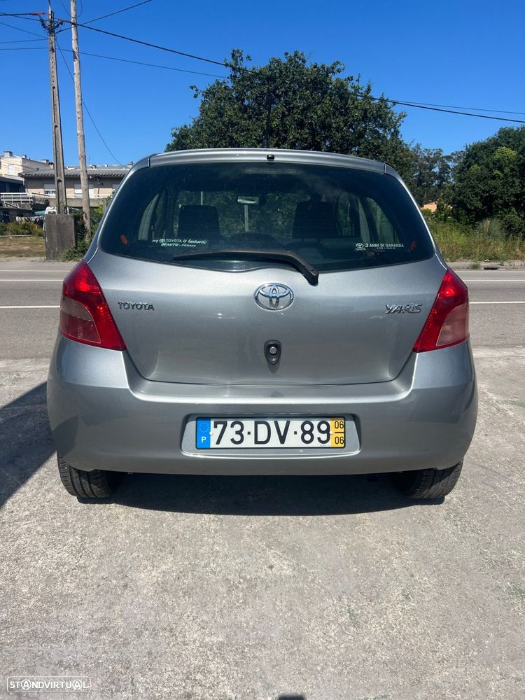 Toyota Yaris 1.4 D-4D AC - 5