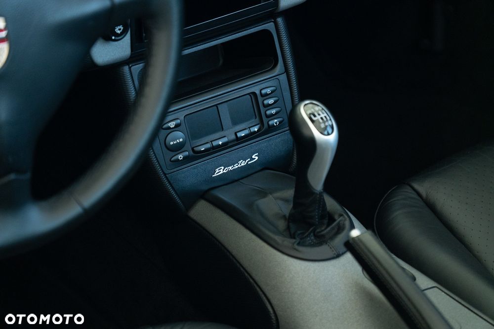 Porsche Boxster 3.2 S - 16