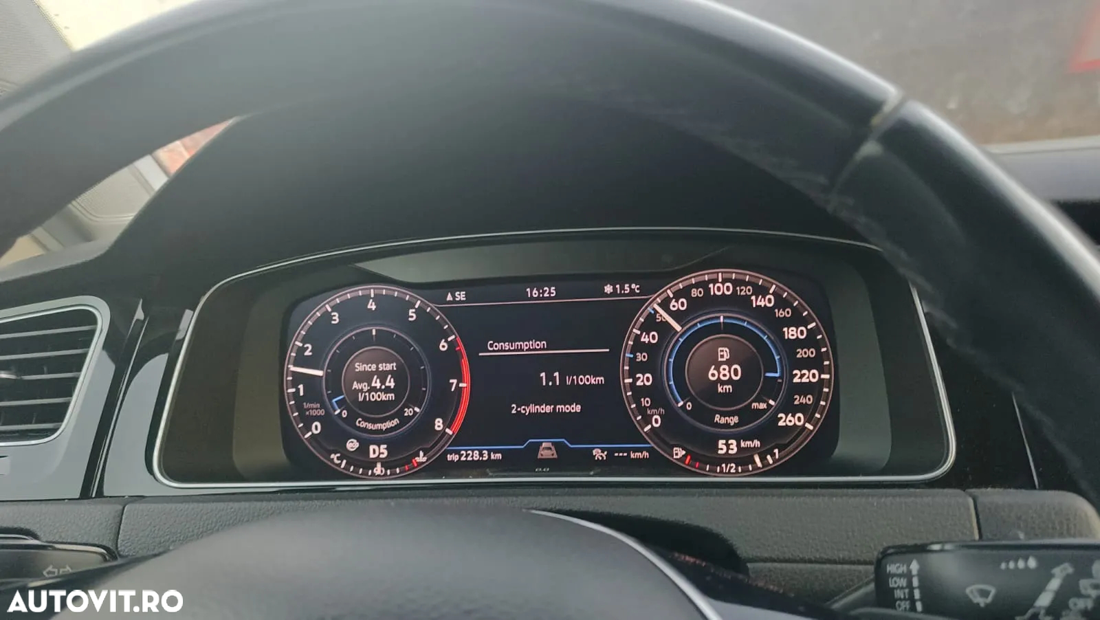 Volkswagen Golf 1.5 TSI DSG Highline - 5
