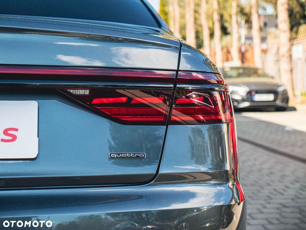 Audi A8 - 28