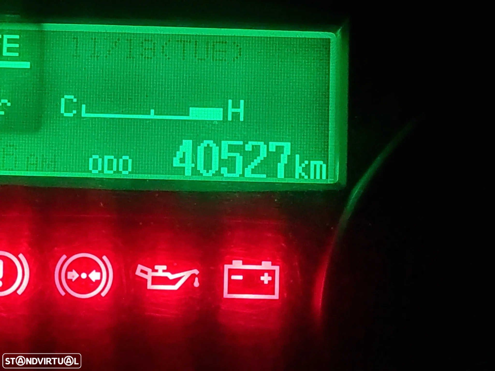 Mitsubishi Canter Fuso 6S15 Tribasculante / 6000kg / Curta - 6