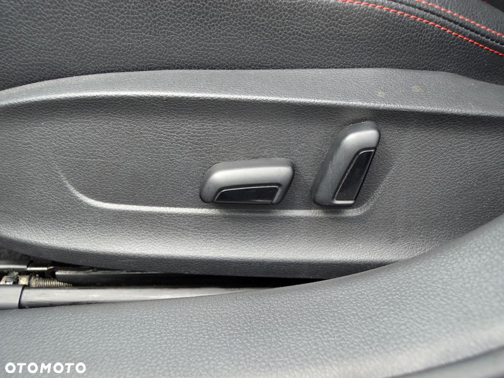 Volkswagen Jetta - 11