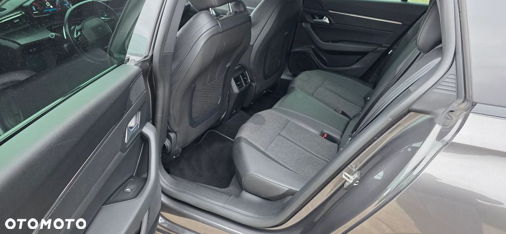 Peugeot 508 1.5 BlueHDi Allure Pack S&S EAT8 - 16