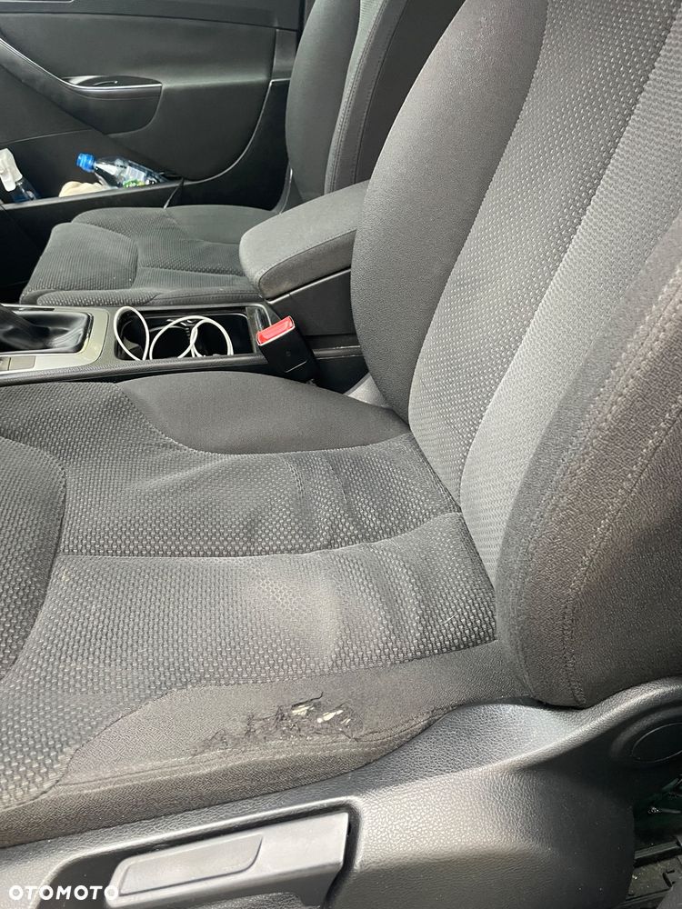 Volkswagen Passat 1.9 TDI Comfortline - 25