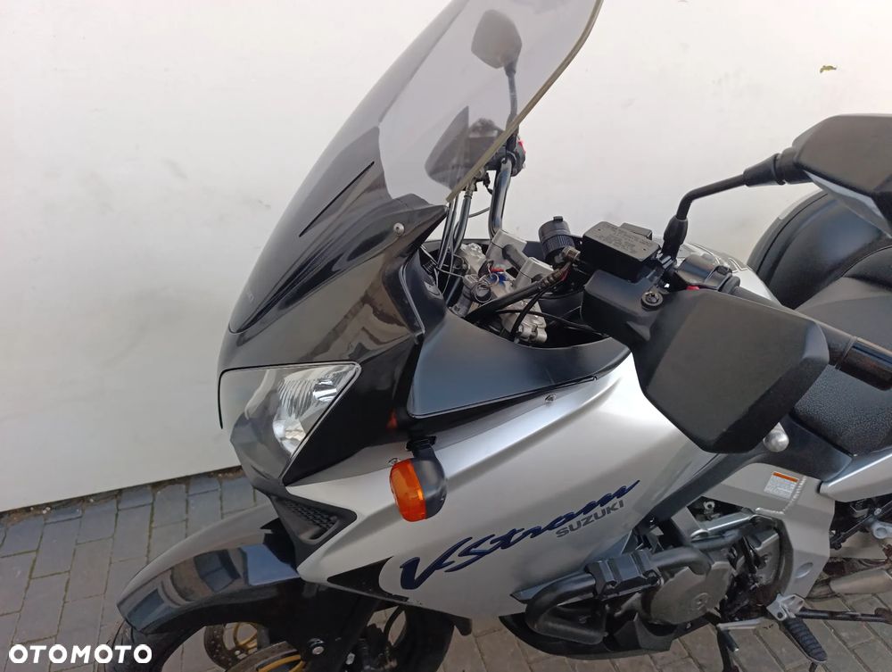 Suzuki V-STROM - 11