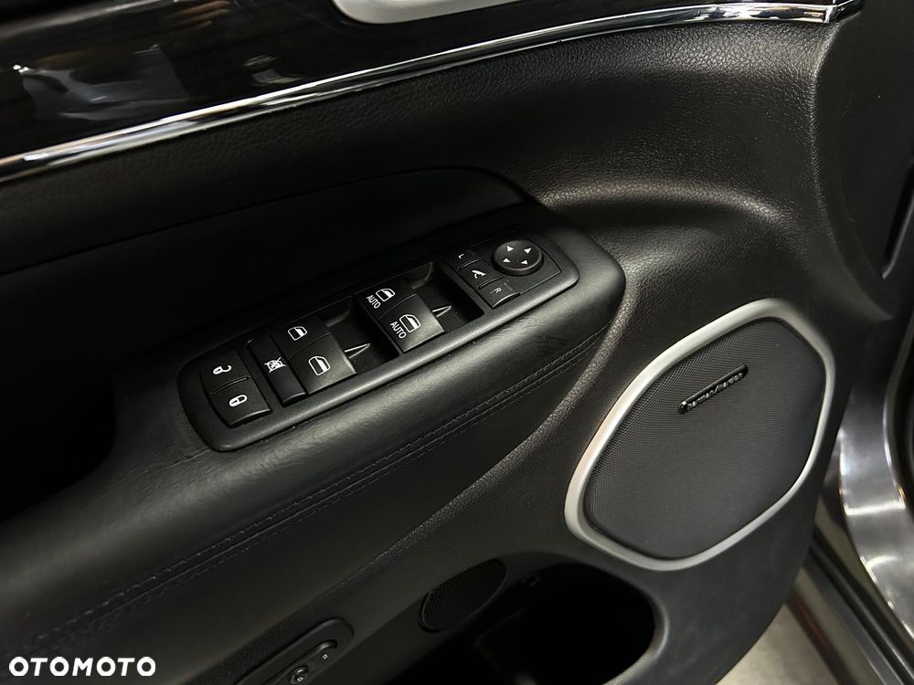 Jeep Grand Cherokee 3.6 V6 Overland Summit - 33