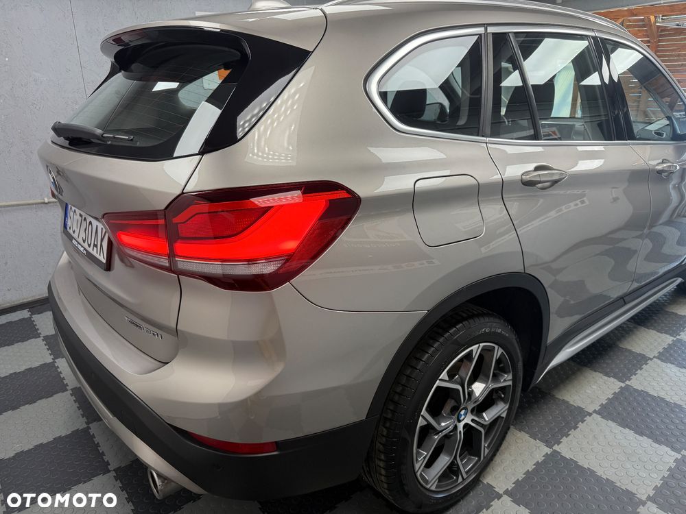 BMW X1 xDrive20i - 23