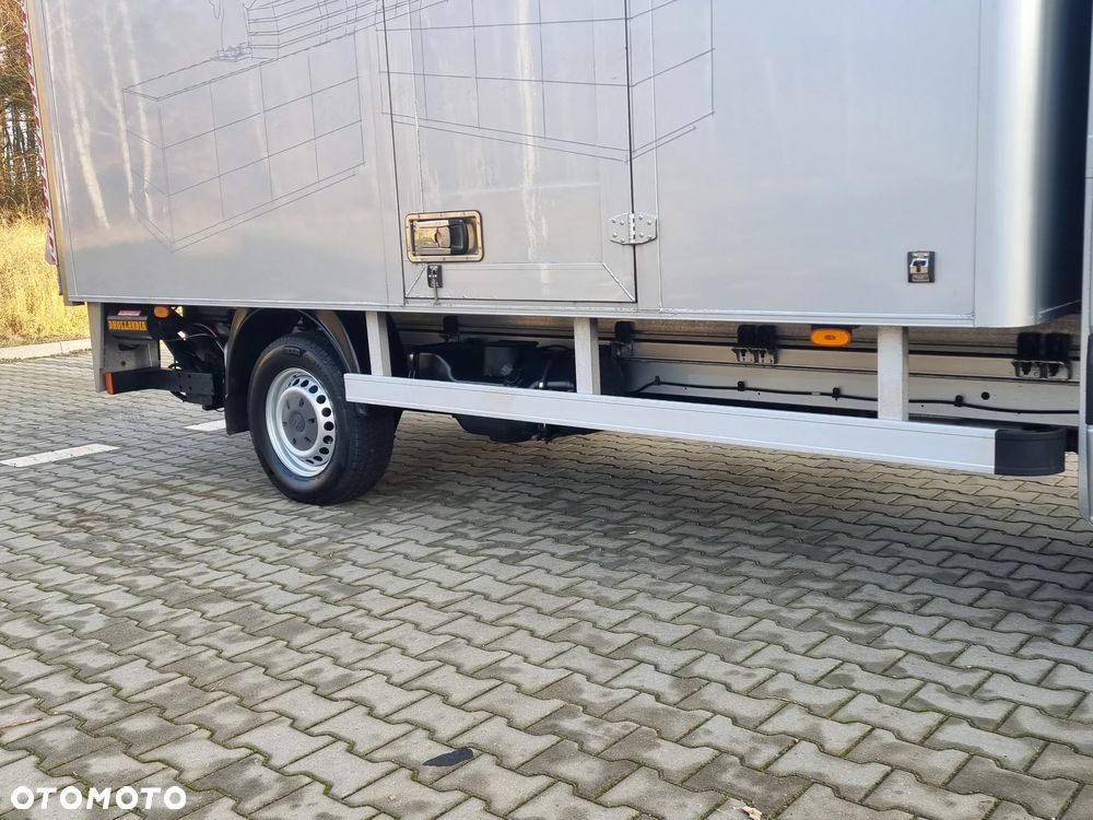 Volkswagen Crafter - 19