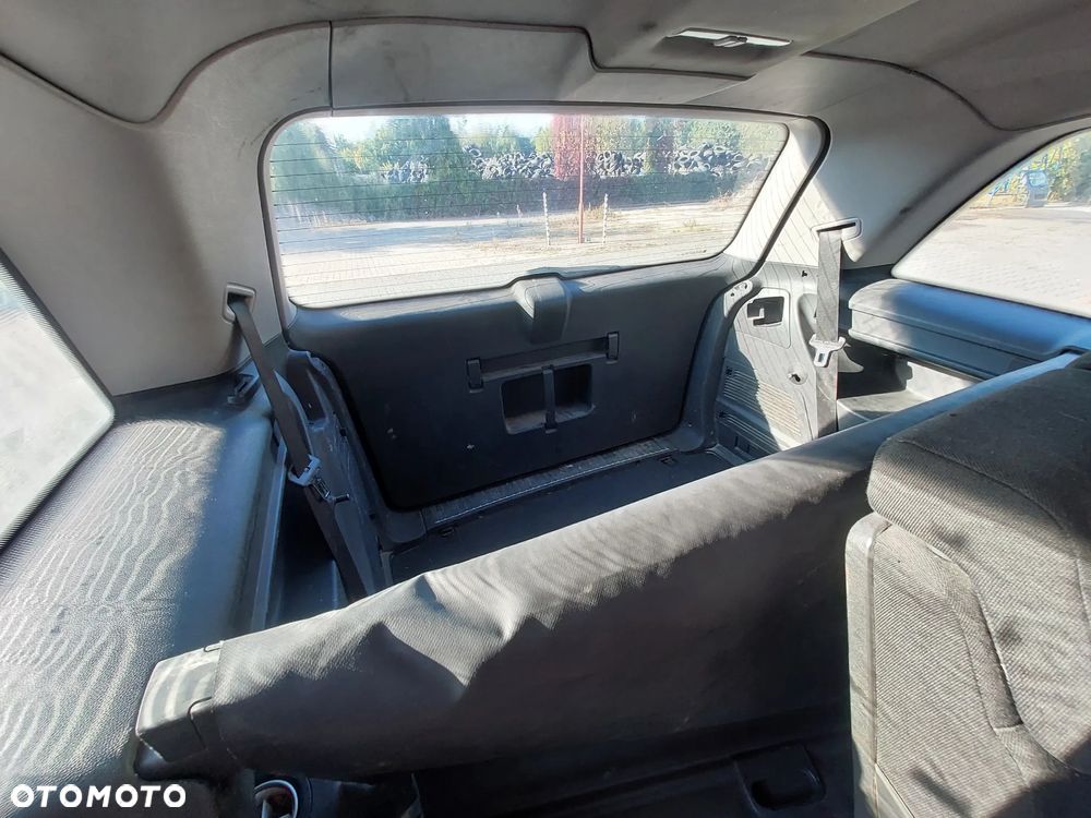 Opel Zafira B silnik kompletny 1.9 CDTI JTD 120KM wtryski pompa paliwa klimatyzacji wspomagania regulator alternator maglownica sprzęgło lewarek 6 biegów drzwi klapa błotnik lusterko kolor Z21B lampa reflektor przód przedni xenon przetwornica tył tylna hak holowniczy zestaw startowy sterownik stacyjka zamek zacisk hamulcowy deska rozdzielcza panel wyświetlacz boczek fotele mechanizm osłona manetki tempomat wykładzina podsufitka kierownica plastiki szyba NA CZĘŚCI WSZYSTKIE CZĘŚCI - 24