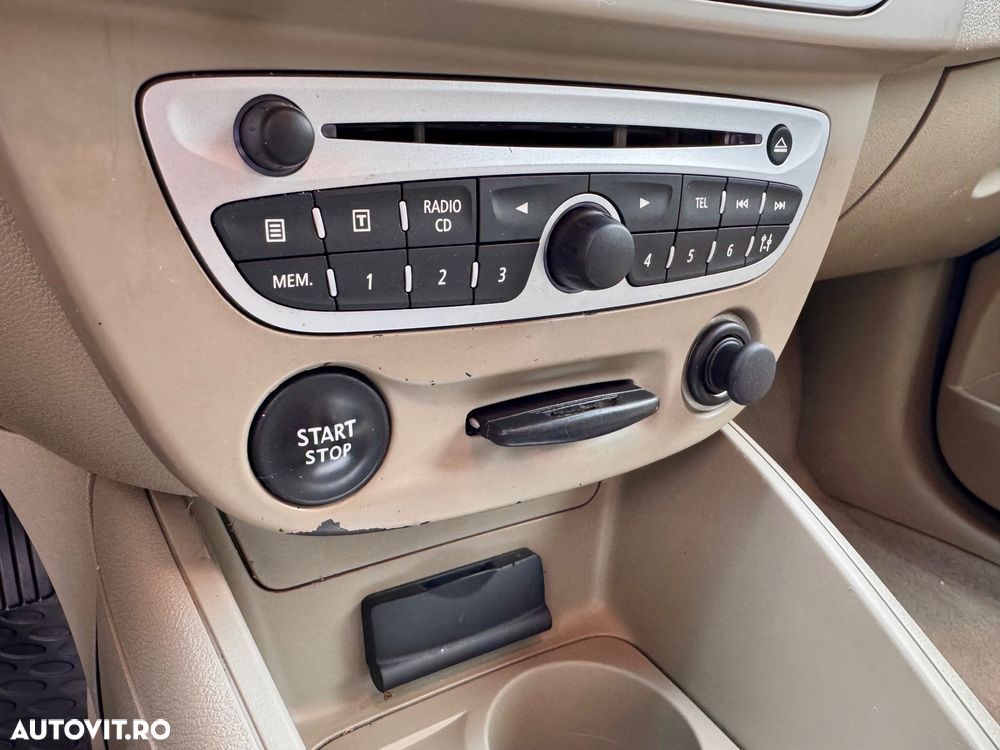 Renault Fluence - 16
