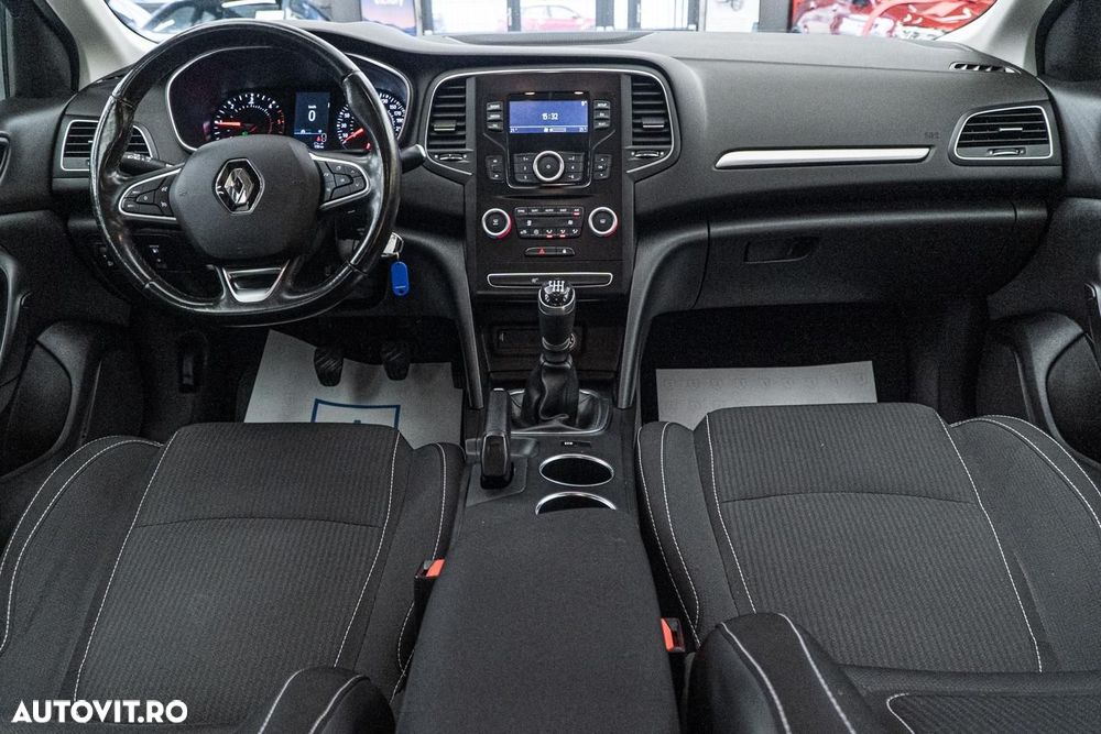 Renault Megane BLUE dCi 115 INTENS - 30