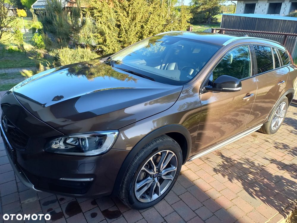 Volvo V60 Cross Country D3 Drive-E Momentum - 5